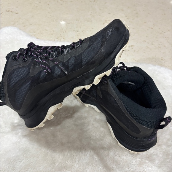 Merrell Women's Black and Purple Athletic Shoes - Picture 8 of 13
